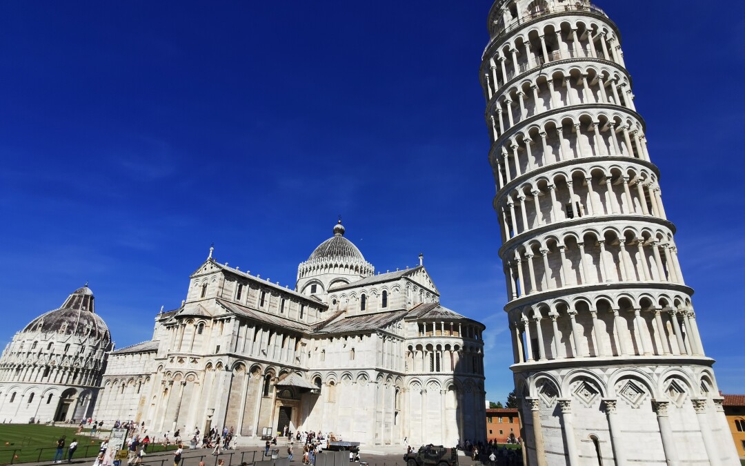 „Wieża krzywa bardziej niż ją malują i Keanu Reeves we Florencji” – relacja z Włoch cz. 3